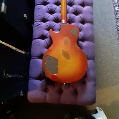Gibson Les Paul Deluxe 1972 Cherry Sunburst image 2