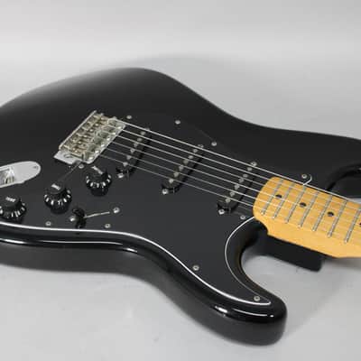 2015 Fender Jimi Hendrix Stratocaster Black w/ Gig Bag image 8