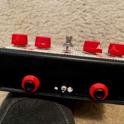 Mark Cameron CCV/ Atomica voiced prototype pedal.. Rare image 4