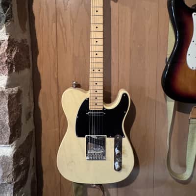 Fender Limited Edition 60th Anniversary Telecaster with Maple Fretboard 2011 - Blackguard Blonde image 2
