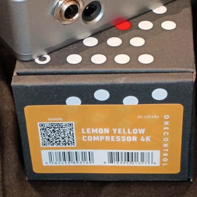 One Control Lemon Yellow Compressor 4K BJF Design V2 Mini Comp- Yellow image 3