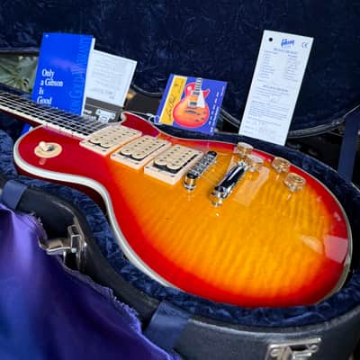 Gibson Ace Frehley Signature Les Paul Custom 1997 - 2001 - Cherry Sunburst image 24
