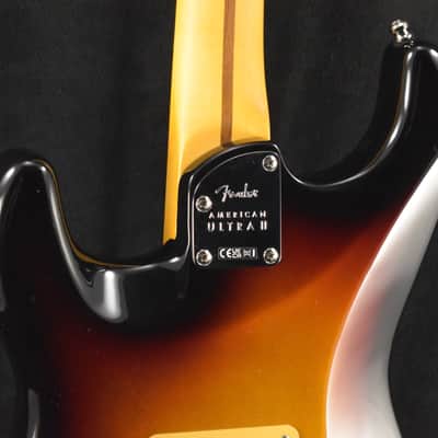 Mint Fender American Ultra II Stratocaster HSS Ultraburst Ebony Fingerboard image 7