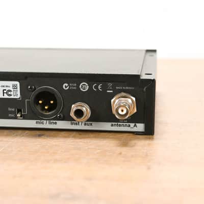 Shure ULXD24/SM58 Handheld Wireless System - L50 Range (NO POWER SUPPLY) CG01327 image 5