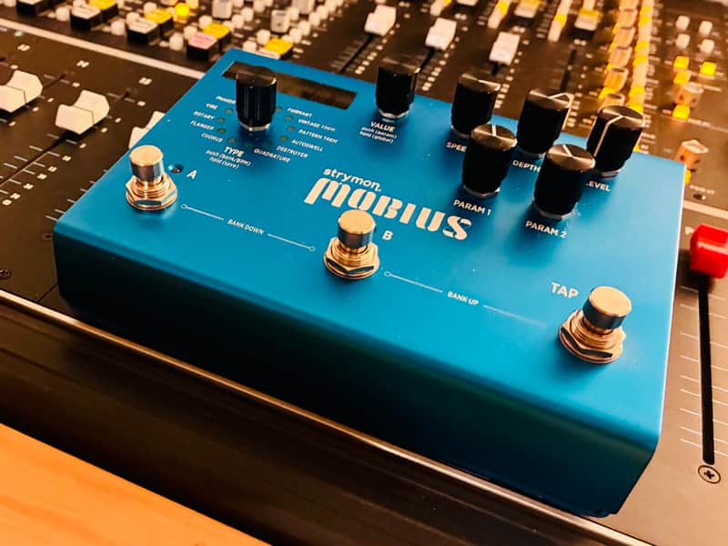Strymon Mobius