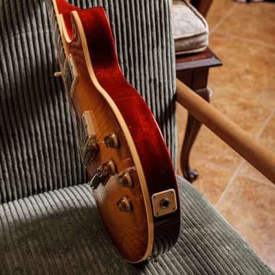 Gibson Les Paul Standard Premium Plus 2005 - Honeyburst image 10