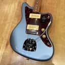 Fender Vintera '60s Jazzmaster - Ice Blue Metallic
