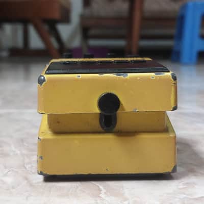Boss SD-2 Dual OverDrive (Silver Label) 1993 - 1998 - Yellow image 12