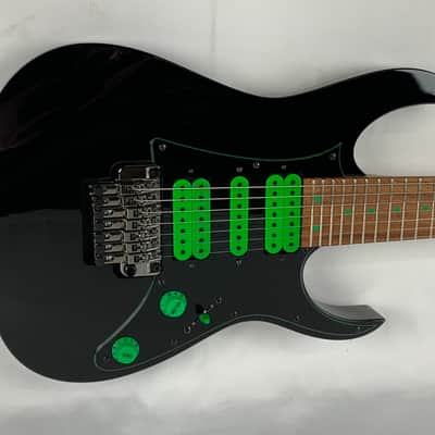 Ibanez Premium UV70P Black Green BK Steve Vai 7-String Electric Guitar + Case JEM/UV - New - But demoed image 4