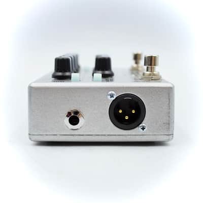 MXR M80 Bass DI + Bass Preamp Distortion Limited Silver With Original Box Guitar Effect Pedal AB18Z992 image 9