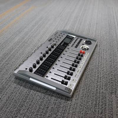 Zoom R24 Multi-Track Recorder, Interface, Controller, and Sampler image 3