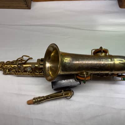 C.G. Conn CHU BERRY ALTO SAXOPHONE 1927 - Gold Plated image 3