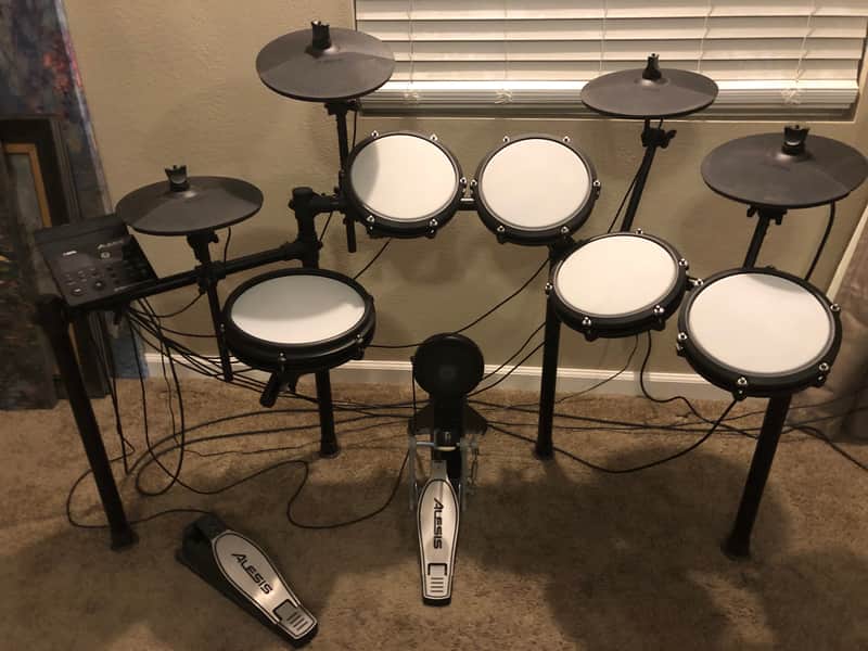 Alesis Nitro Max Kit Electronic Drum Set 2023 - Present - Black image 1