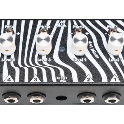 EarthQuaker Devices Four to One Mixer Pedal image 2