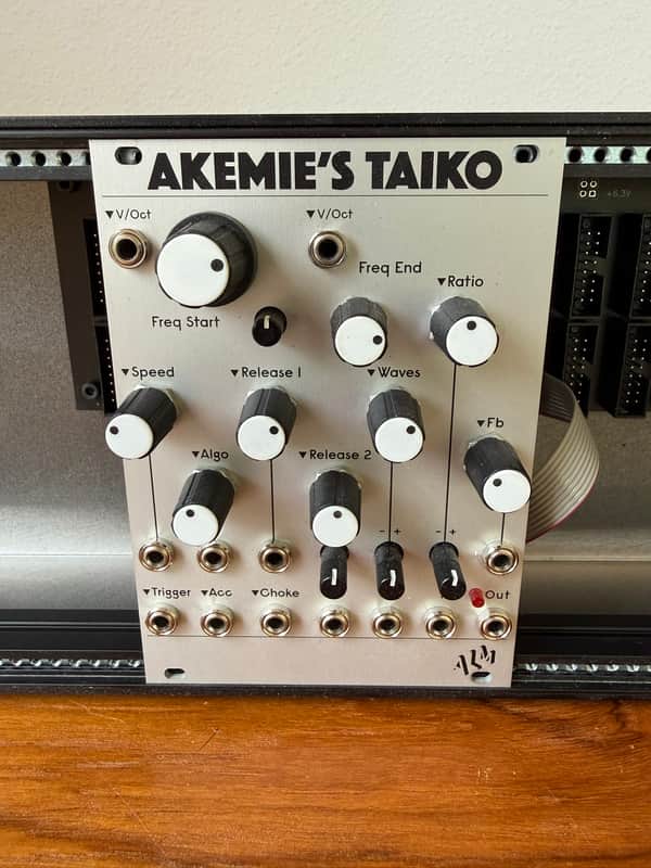 ALM/Busy Circuits ALM015 Akemie's Taiko Drum Voice Eurorack Synth Module