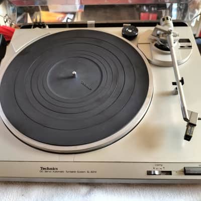 Technics SL-B210 Turntable image 2