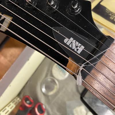 ESP LTD M-107 - Black 7 string image 10