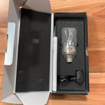 Neumann TLM 102 Large Diaphragm Cardioid Condenser Microphone image 2