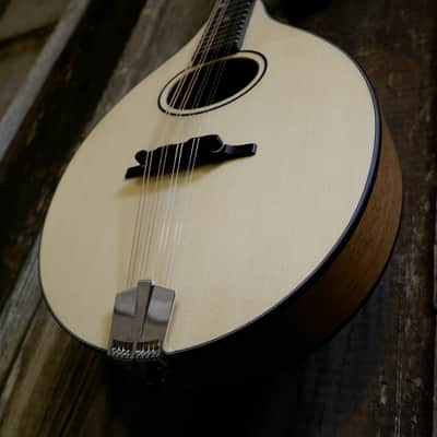 Eastman PCH M-104-NAT A-Style Mandolin - Natural image 5