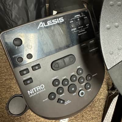 Alesis Nitro Mesh Kit Electronic Drum Set 2010s - Black image 2