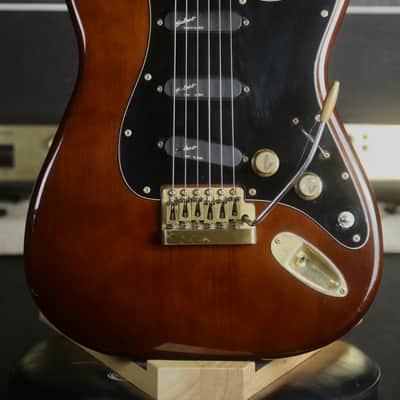 Rare Tokai SS70 "The Strat" Limited, Made in Japan 1980-1982 - Walnut image 2