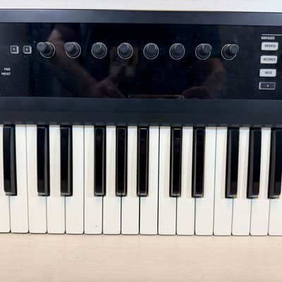 Native Instruments Komplete Kontrol S49 MK1 49-Key MIDI Controller w/ Power Supply 2010's image 4