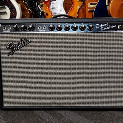 Fender '65 Deluxe Reverb Reissue 22-Watt 1x12" Guitar Combo image 3