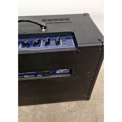 Vox AC15VR and Vox Footswitch - Good image 12
