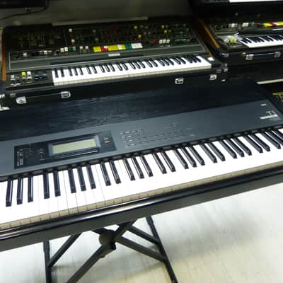 Korg T1 Workstation 88 weighted keys image 6