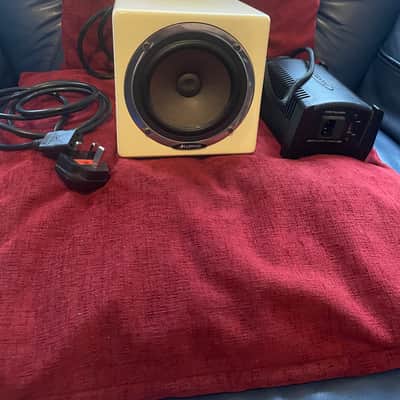 Avantone Pro Active MixCubes (Single) 2011 - Present - Buttercream image 1