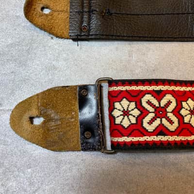 Ace Products Red and White Flower Strap 1960s Red/White image 4