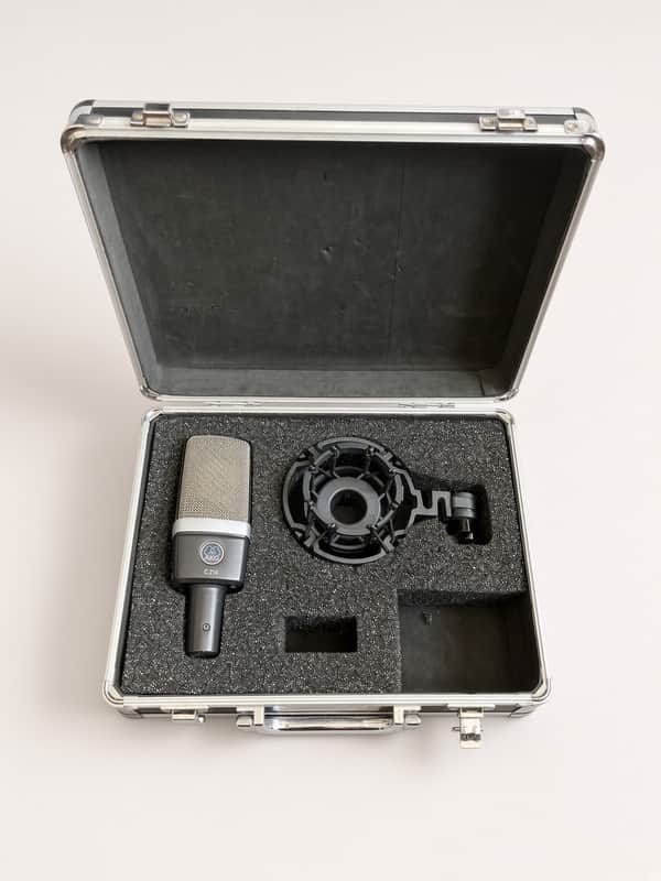 AKG C214 Large Diaphragm Cardioid Condenser Microphone 2010s - Black image 1