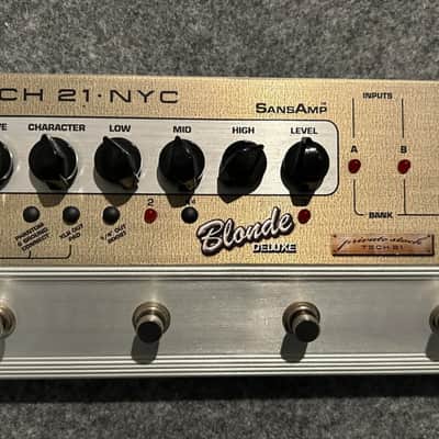 Tech 21 Blonde deluxe 2010's image 1