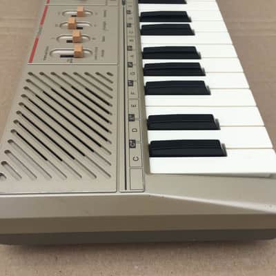 Casio Casiotone MT-46 Vintage Synthesizer Keyboard image 3