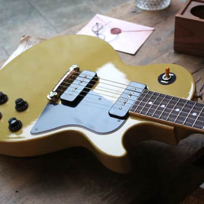 GIBSON "Les Paul Special TV Yellow" HARDCASE, 3, 74 KG Bild 3