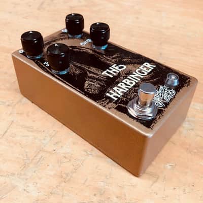 Matthews Effects The Harbinger Distortion Pedal image 3