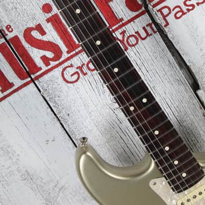 Fender 2019 LTD American Professional Stratocaster Rosewood Electric Guitar with Case image 12