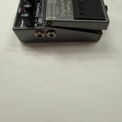 Boss Roland RV-3 Digital Reverb / Delay Stereo Vintage Guitar Effect Pedal image 3