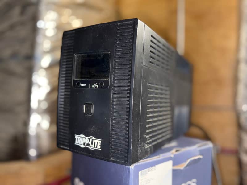 Tripp Lite SMART1500LCDT 1500VA UPS image 1