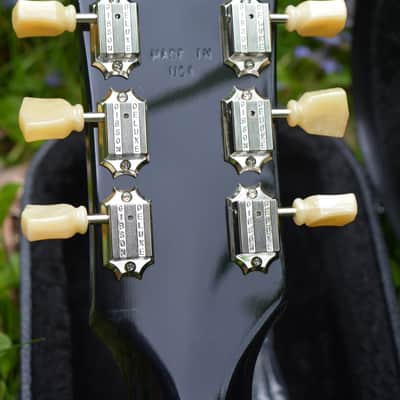 2025 Gibson Les Paul Studio in Ebony w/New Black Dunlop Straplocks and a like New Black Gibson Hardshell Case ~ As New ! image 8