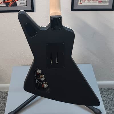 Dean Z X Floyd Rose Excellent Cond, Like new? - Black image 8