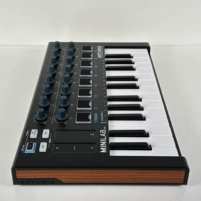 Arturia Minilab MkII 25-Key MIDI Controller Keyboard image 5