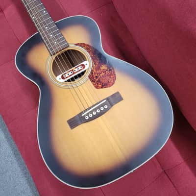 Guild Westerly Collection M-240E Troubadour with Pau Ferro Fretboard - Sunburst image 2