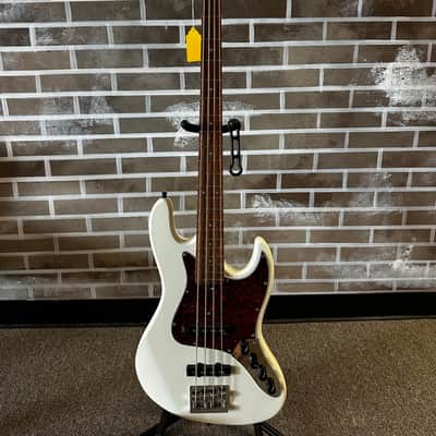 Sadowsky MetroExpress Vintage J/J Bass with Pau Ferro Fretboard 2023 - Present - Olympic White image 1