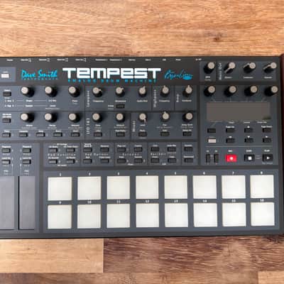 Dave Smith Instruments Tempest 6-Voice Drum Machine 2011 - 2018 - Black with Wood Sides