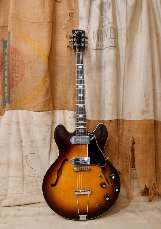 Gibson ES-330 1970 - Sunburst