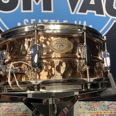 Tama - 5.5x14" Hammered Bronze Snare Drum 2000s image 3