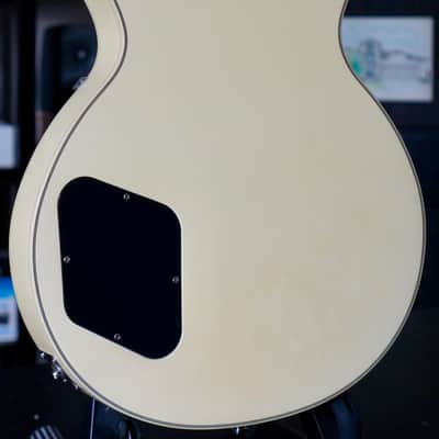 Gibson Custom Shop Les Paul Custom '68 Reissue Vintage White Ebony Board 2010 image 13