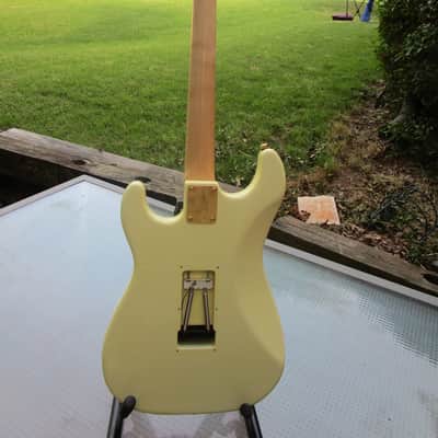 G&L Comanche Vintage White with Custom Brass/Gold Hardware USA, 2002 image 12