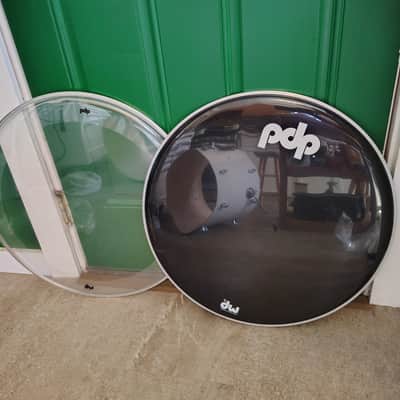 PDP Concept Series Maple Bass Drum 22x18 Pearlescent White image 13